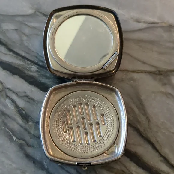 Djer Kiss compact - Picture 4 of 6